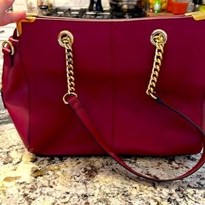 Wilson’s leather burgundy bag 3 pouches
